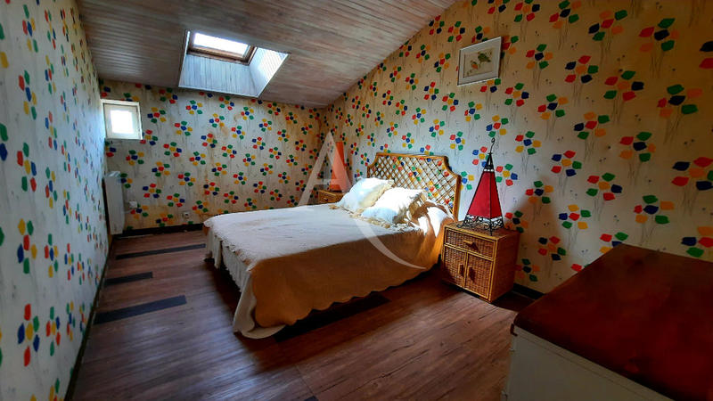 Maison - 169 m² - 6 pièces