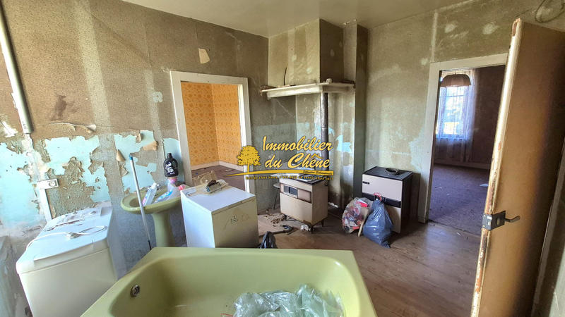 Maison - 96 m² - 7 pièces