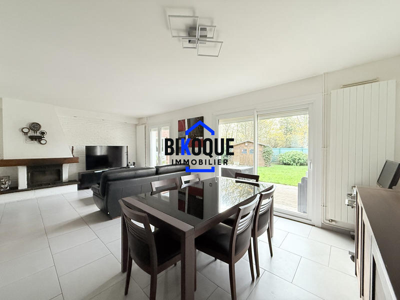 Maison - 100 m² - 5 pièces