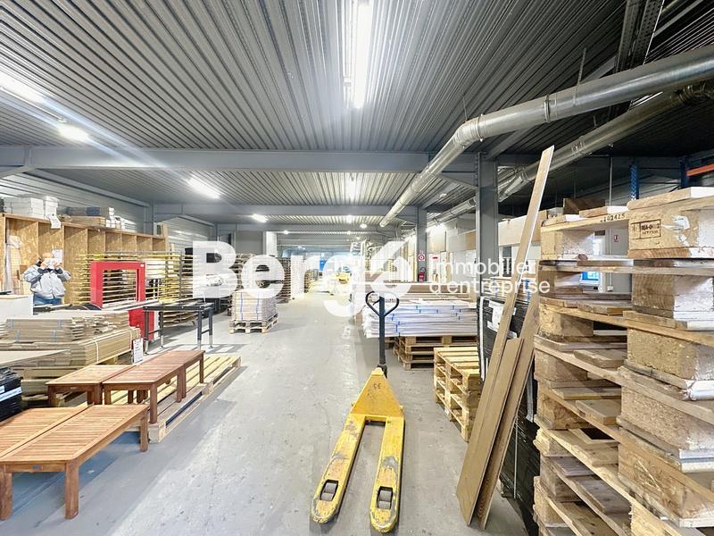 Entrepôt - 1 648 m²