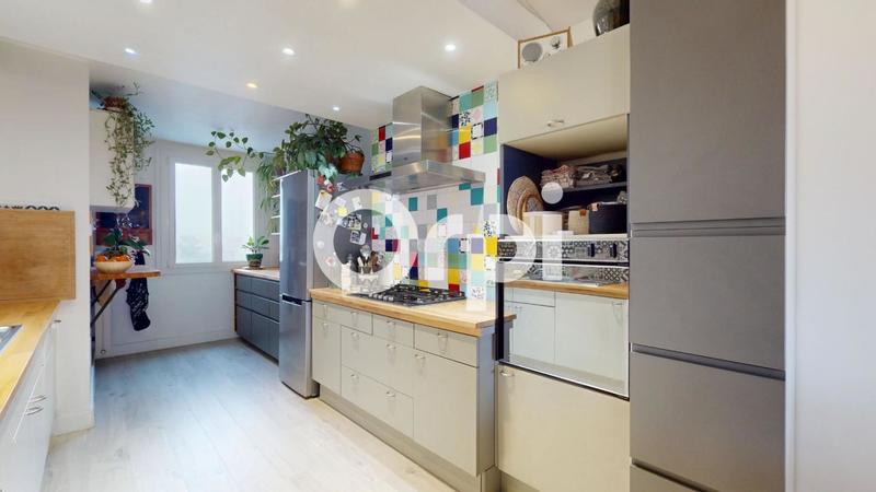 Appartement - 99 m² - 4 pièces