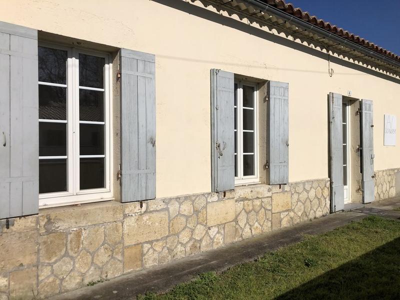 Maison - 90 m² - 3 pièces