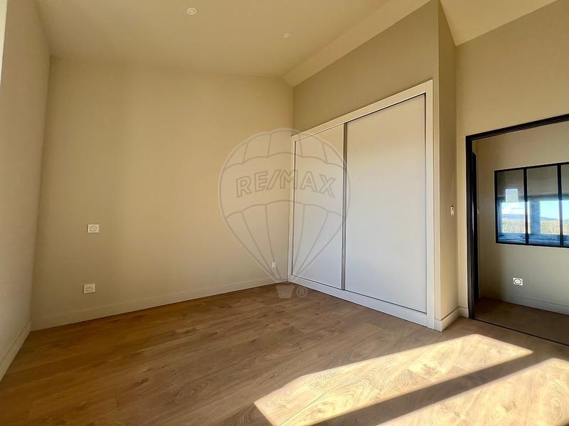 Maison - 180 m² - 6 pièces