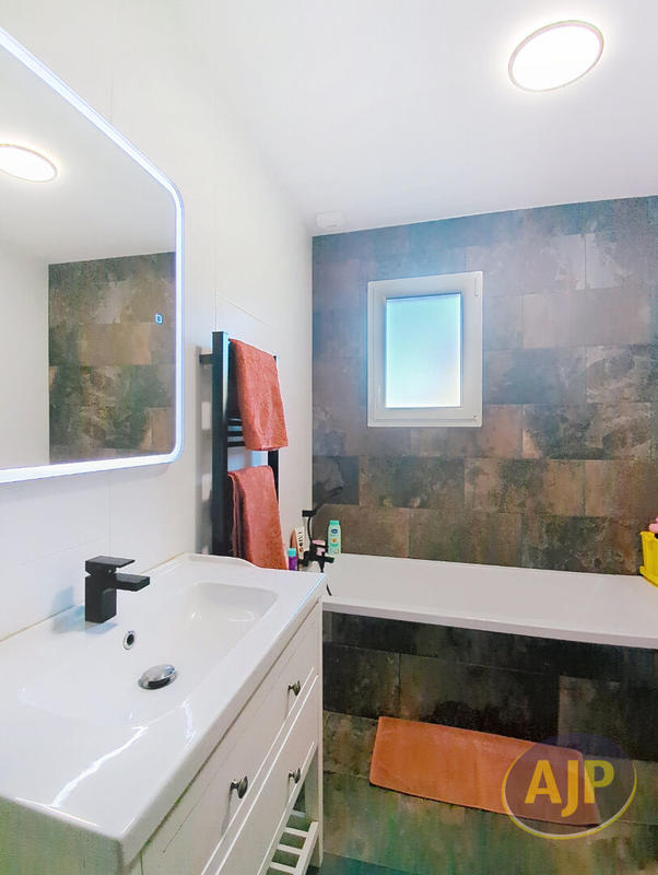 Maison - 141 m² - 5 pièces