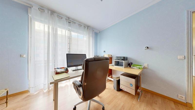 Maison - 188 m² - 8 pièces