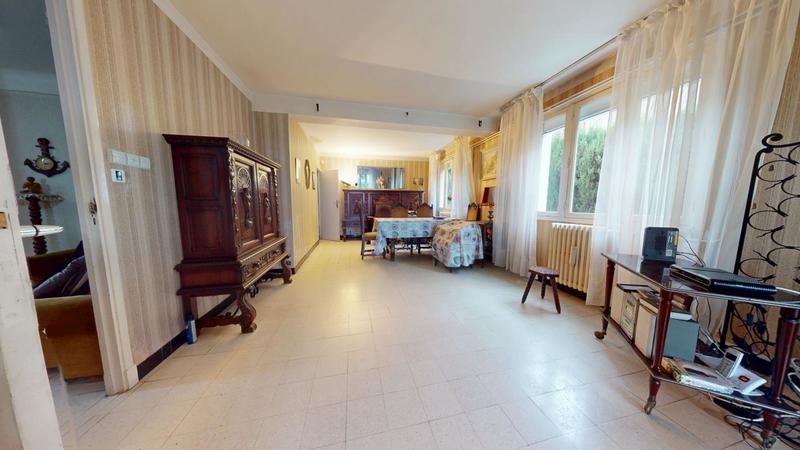 Maison - 177 m² - 6 pièces