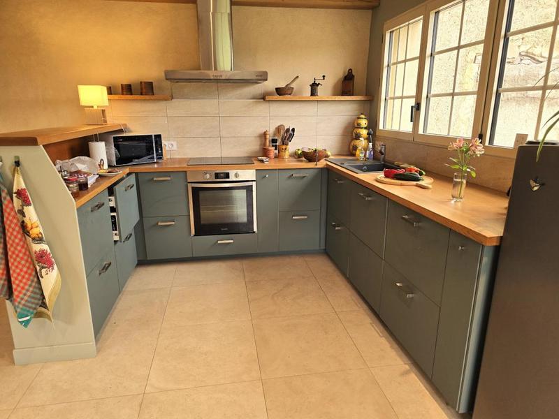 Maison - 290 m² - 8 pièces