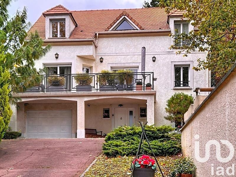 Maison - 172 m² - 7 pièces