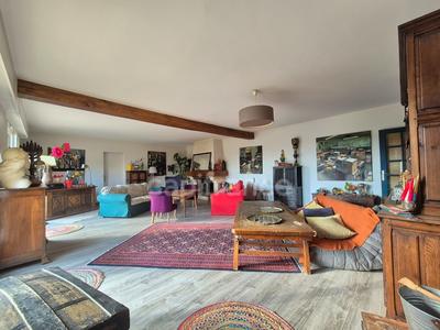 Maison - 178 m² - 7 pièces