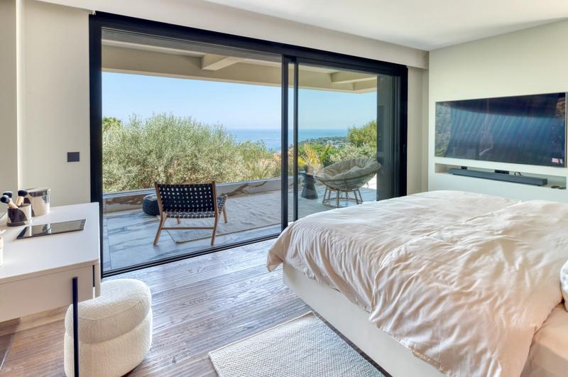 Villa - 286 m² - 6 pièces