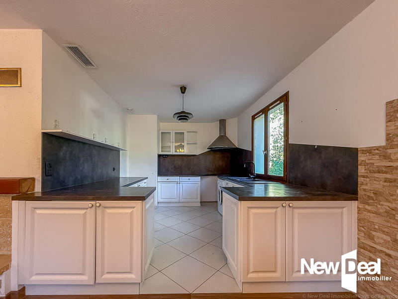 Maison - 92 m² - 4 pièces