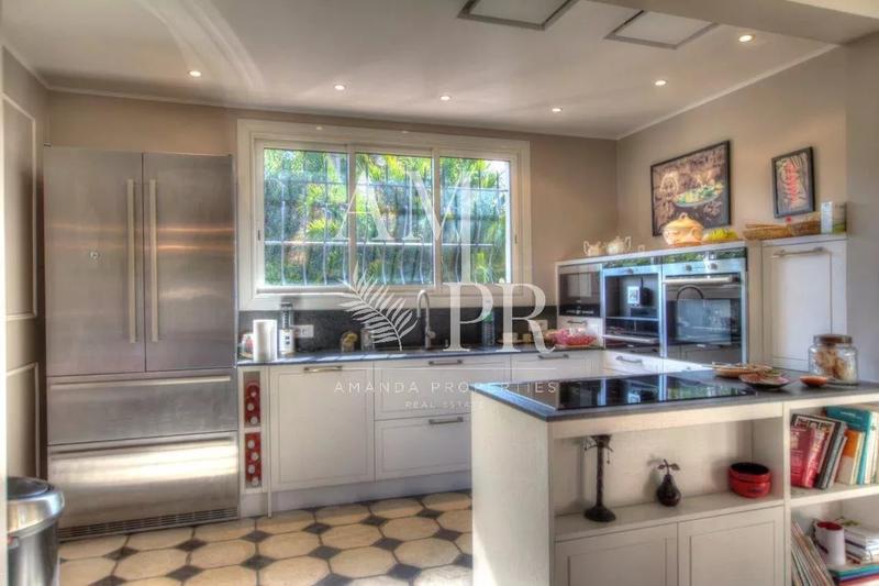 Villa - 160 m² - 4 pièces