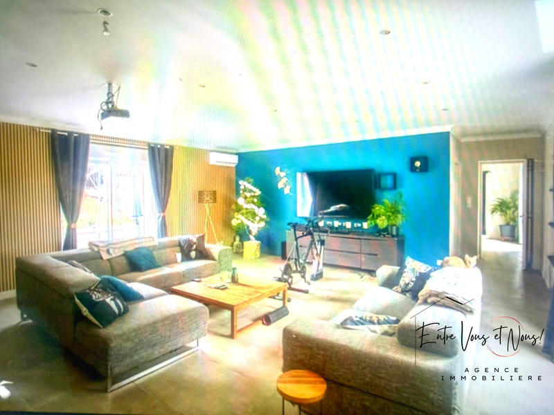 Maison ancienne - 243 m² - 10 pièces