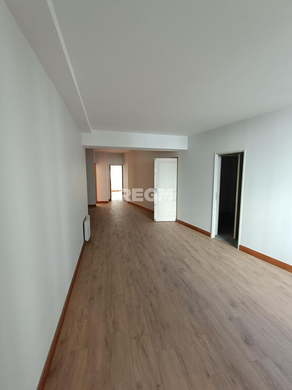 Appartement - 91 m² - 4 pièces