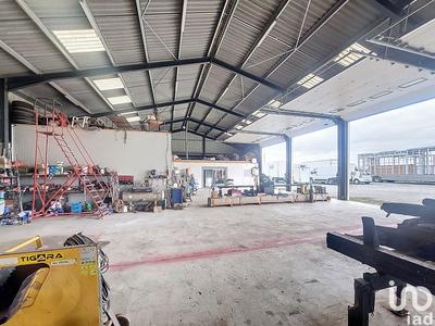 Local commercial - 690 m²