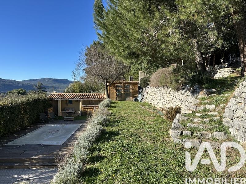 Maison - 102 m² - 4 pièces