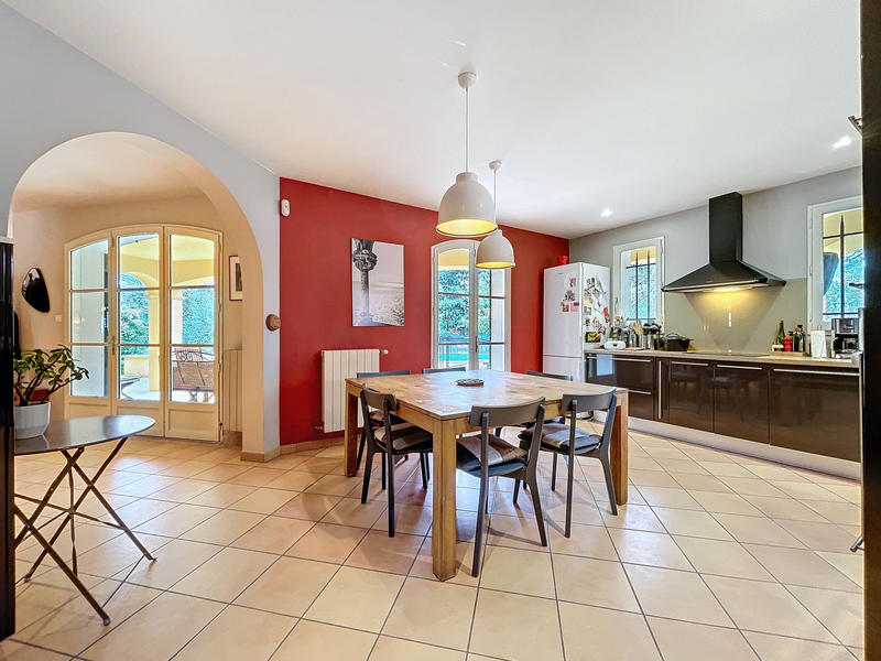 Villa - 204 m² - 7 pièces