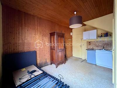 Studio - 16 m² - 1 pièce