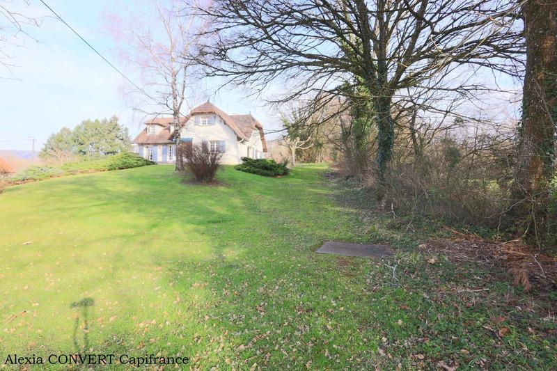 Maison - 97 m² - 5 pièces