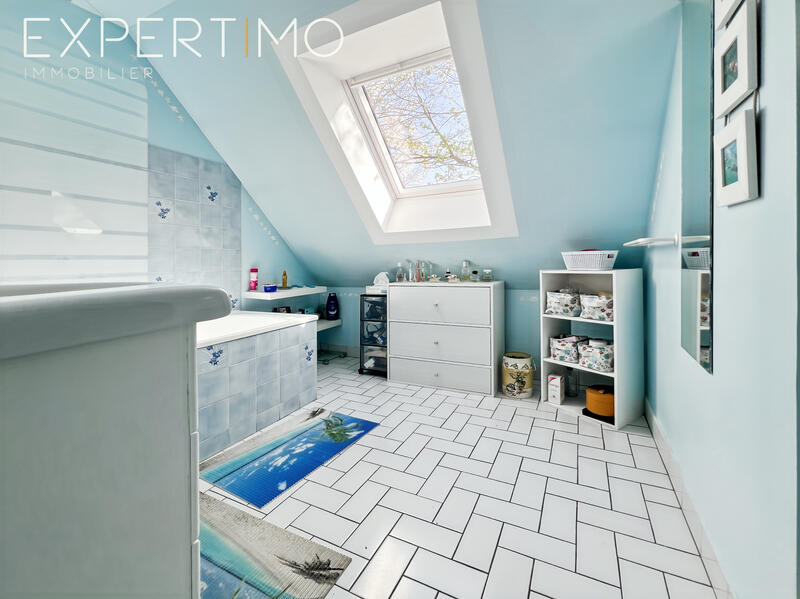 Maison - 95 m² - 4 pièces