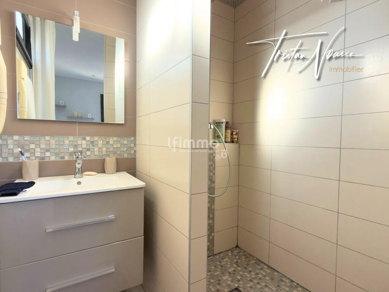 Maison - 140 m² - 4 pièces