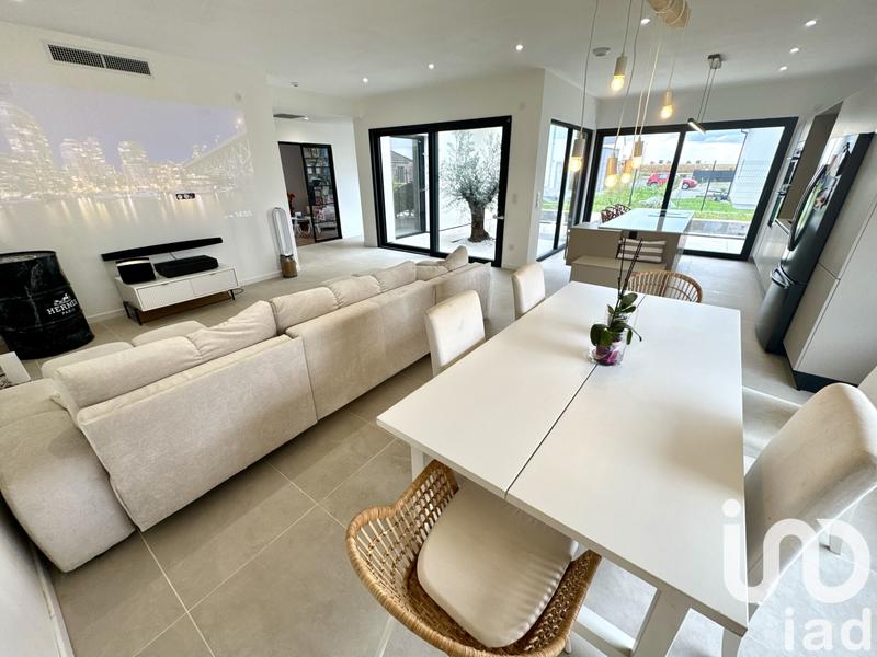 Maison - 158 m² - 6 pièces