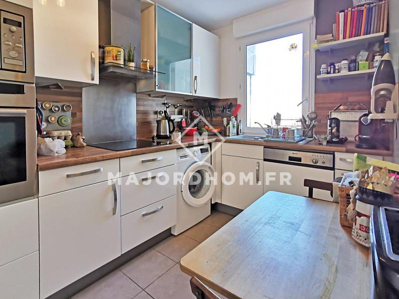 Appartement - 93 m² - 4 pièces
