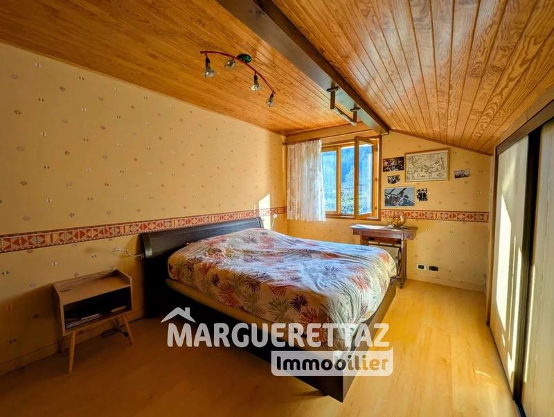 Maison de village - 240 m² - 6 pièces