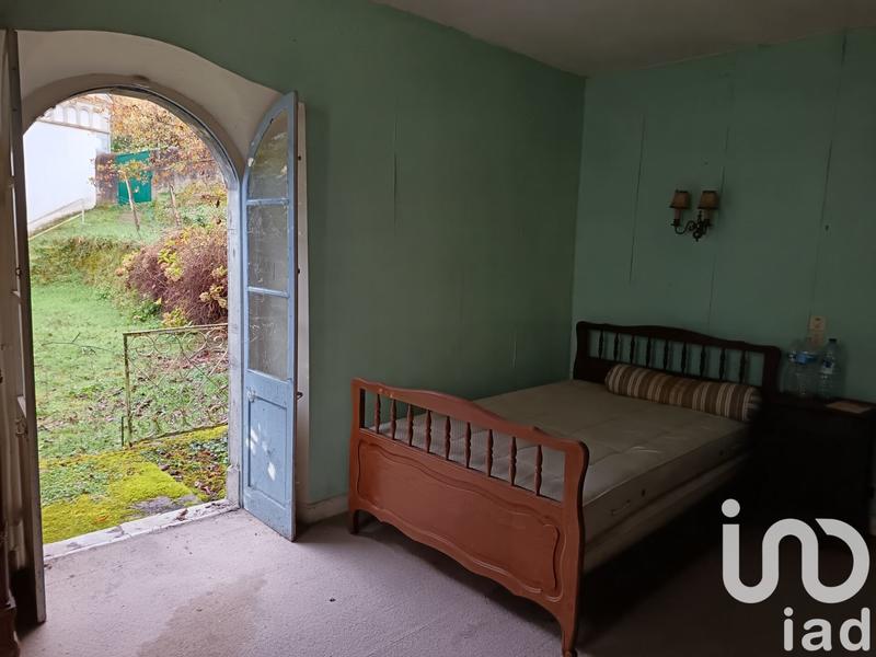 Maison - 383 m² - 12 pièces