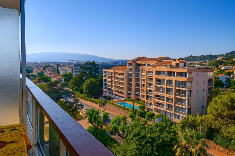 Studio - 15 m² - 1 pièce