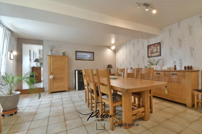 Propriété - 129 m² - 8 pièces