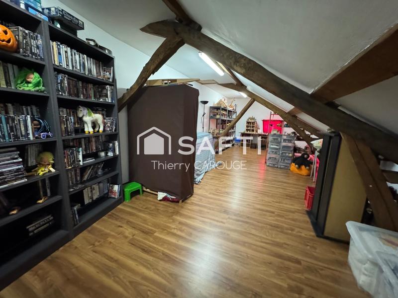 Maison - 210 m² - 7 pièces