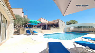 Villa - 410 m² - 15 pièces