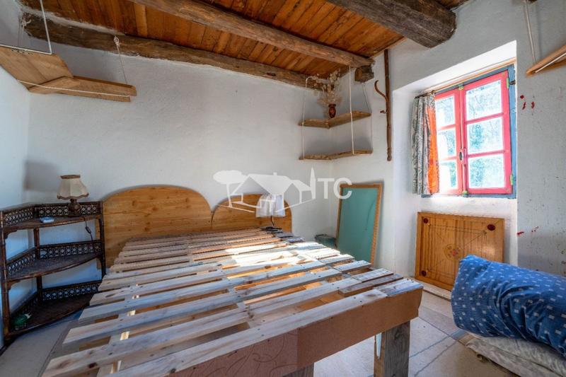 Mas - 78 m² - 7 pièces