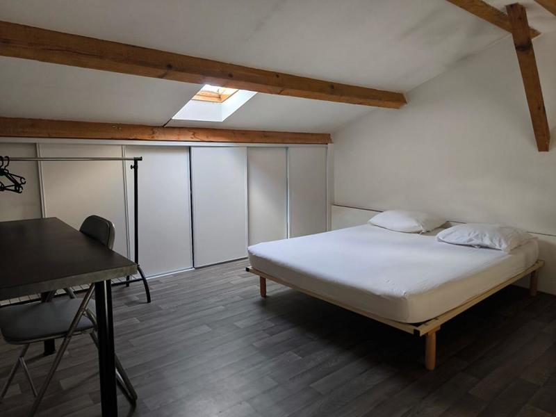 Maison - 440 m² - 16 pièces