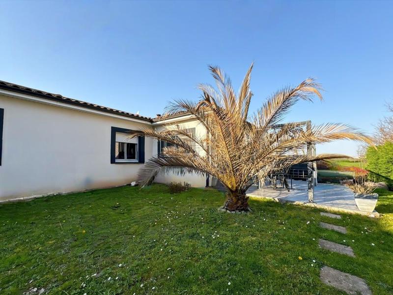 Maison - 143 m² - 5 pièces