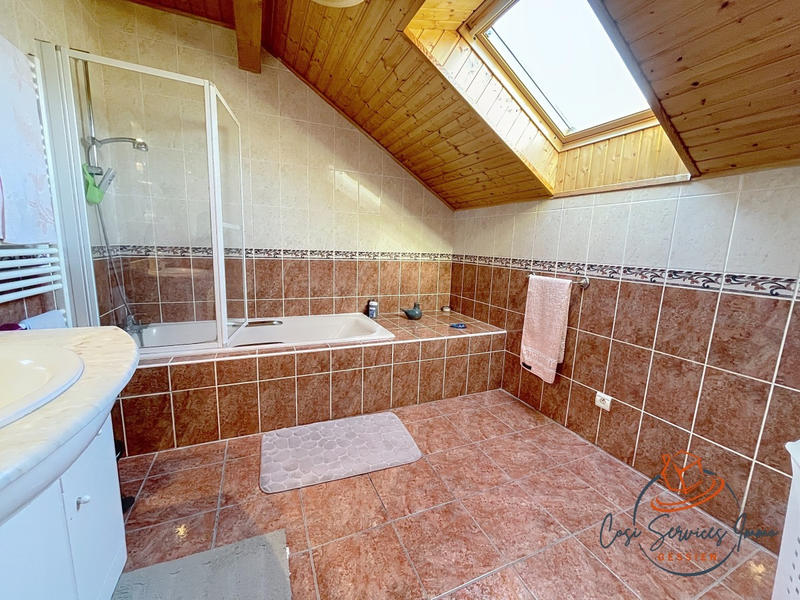 Maison - 153 m² - 6 pièces