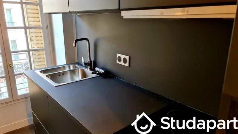 Chambre - 11 m² - 1 pièce