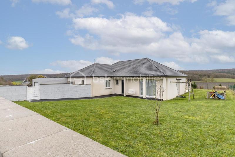 Maison - 138 m² - 5 pièces