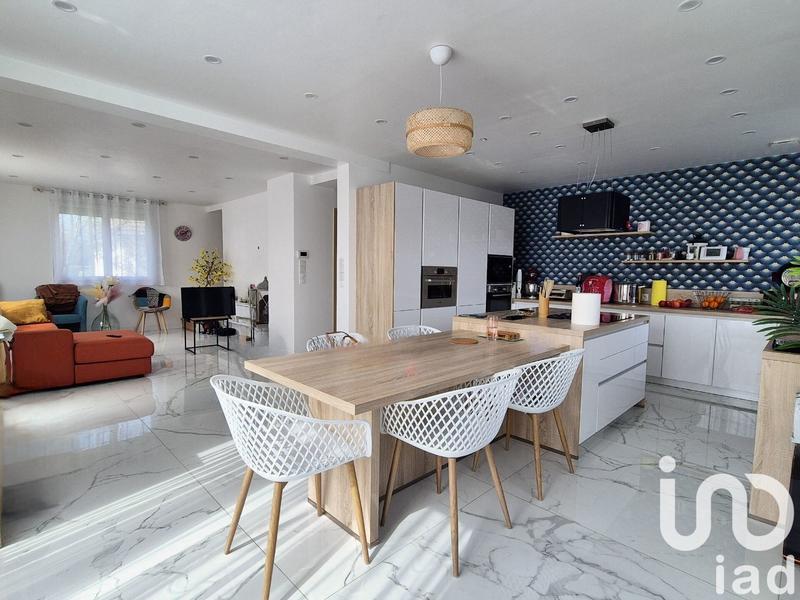 Maison - 109 m² - 5 pièces