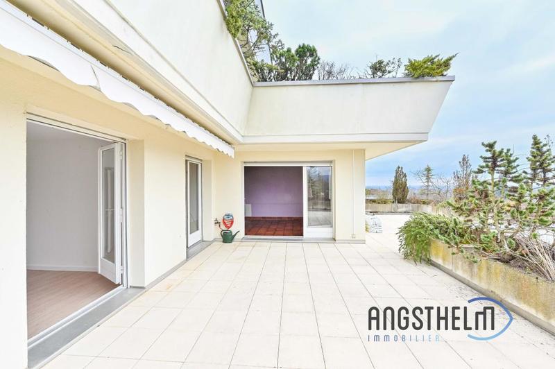 Appartement - 130 m² - 5 pièces