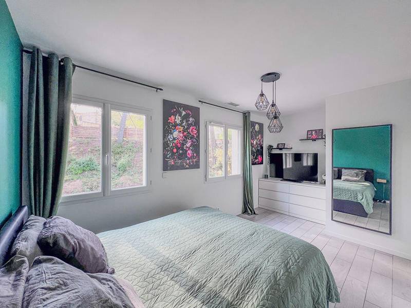 Maison - 140 m² - 5 pièces