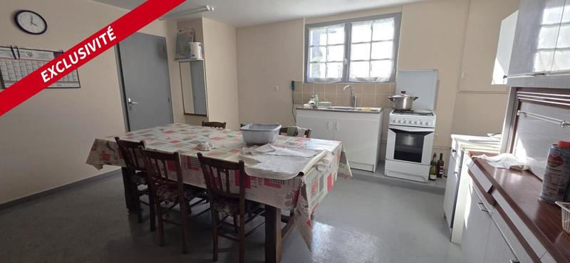 Maison traditionnelle - 127 m² - 7 pièces