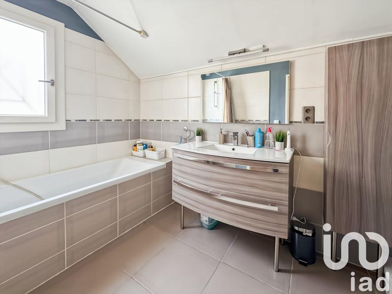 Maison - 123 m² - 6 pièces