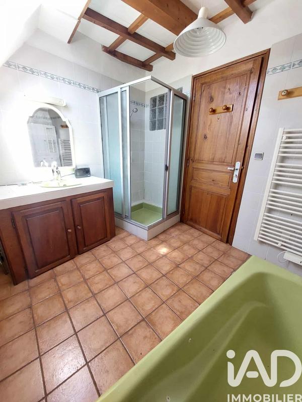 Maison - 389 m² - 10 pièces