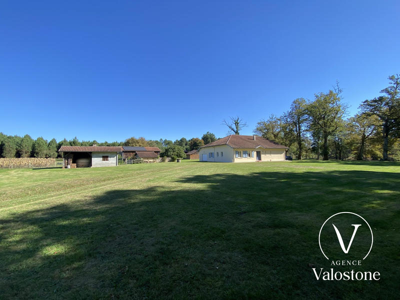 Maison - 246 m² - 6 pièces