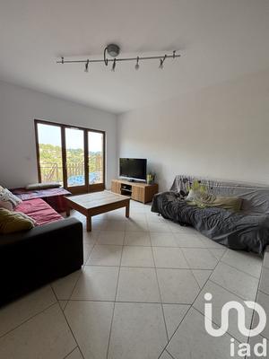 Maison - 195 m² - 8 pièces