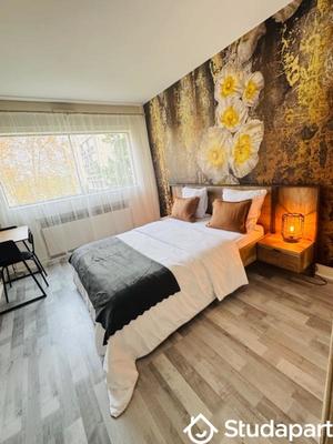 Chambre - 11 m² - 1 pièce