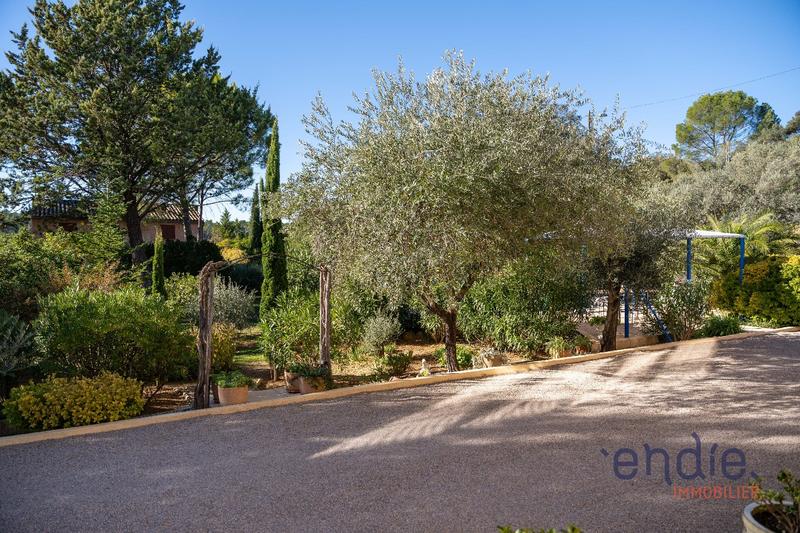 Maison - 188 m² - 6 pièces