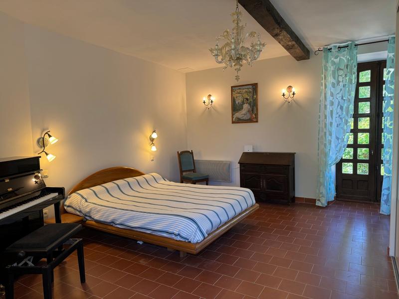 Maison - 268 m² - 6 pièces